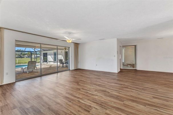 Empty room, Interior, Wood Texture Flooring