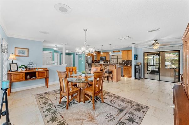 Dining room, Interior, Kitchen, Pendant Lights