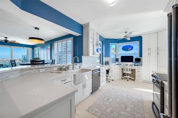Dining room, Interior, Kitchen, Pendant Lights