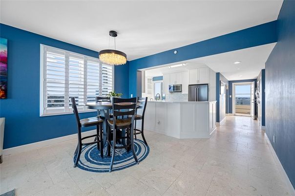 Chandelier, Dining room, Interior, Kitchen, Pendant Lights, Recessed Lighting