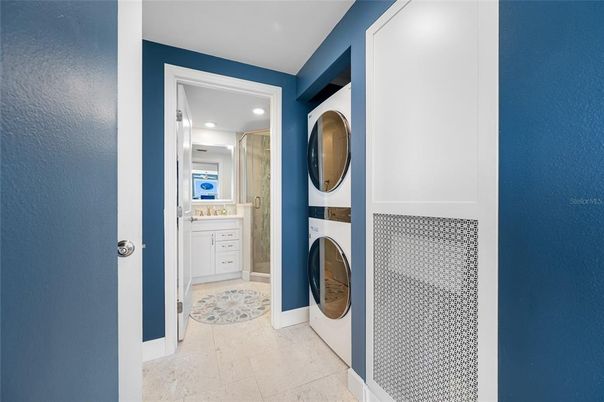 Interior, Recessed Lighting, Utility Closets, Washer