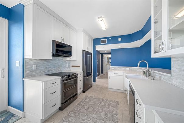 Interior, Kitchen, Recessed Lighting