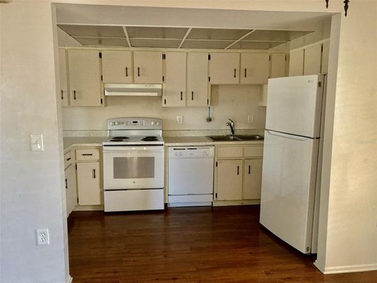 Interior, Kitchen, Wood Texture Flooring