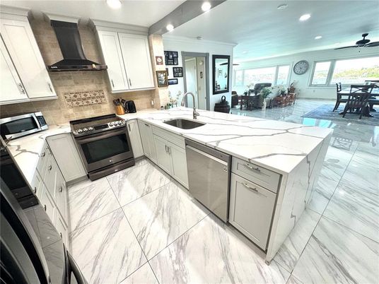 Dining room, Interior, Kitchen, Marble, Recessed Lighting, Stainless Steel Appliances