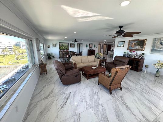 Dining room, Interior, Living room, Marble, Recessed Lighting