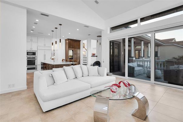 Interior, Kitchen, Living room, Pendant Lights, Recessed Lighting, Stainless Steel Appliances