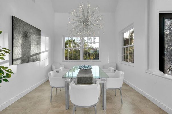 Dining room, Interior