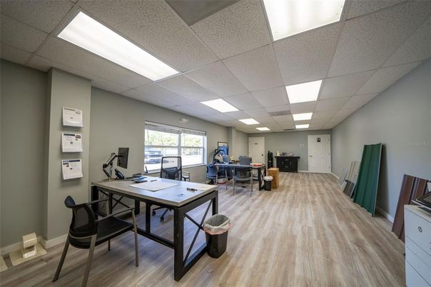 Home Office, Interior, Recessed Lighting, Wood Texture Flooring
