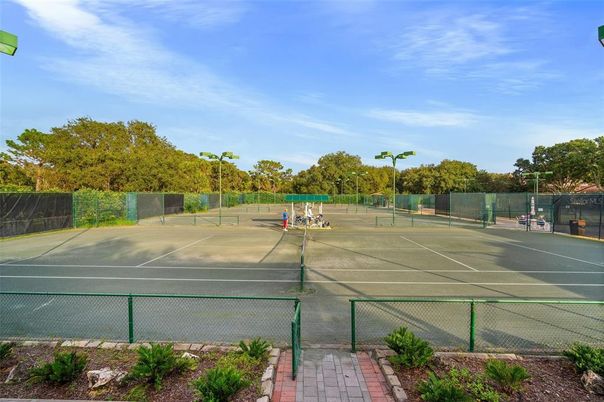 Exterior, Tennis Courts