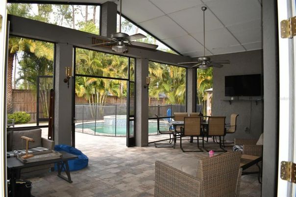 Dining room, Interior, Pool, Sun Room