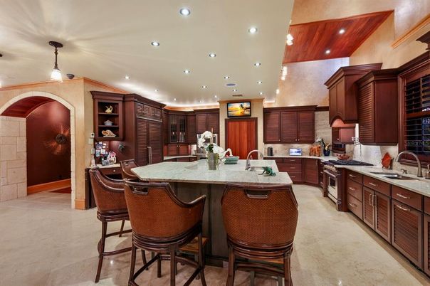 Interior, Kitchen, Pendant Lights, Recessed Lighting, Stainless Steel Appliances