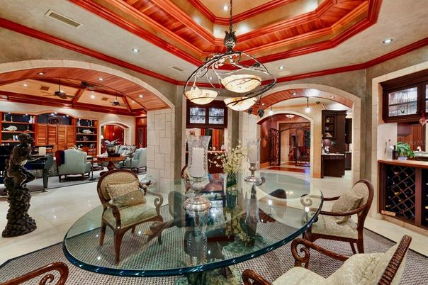 Dining room, Interior, Living room, Pendant Lights, Recessed Lighting, Wooden Ceilings