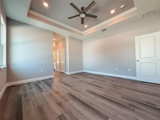 Empty room, Interior, Recessed Lighting, Wood Texture Flooring