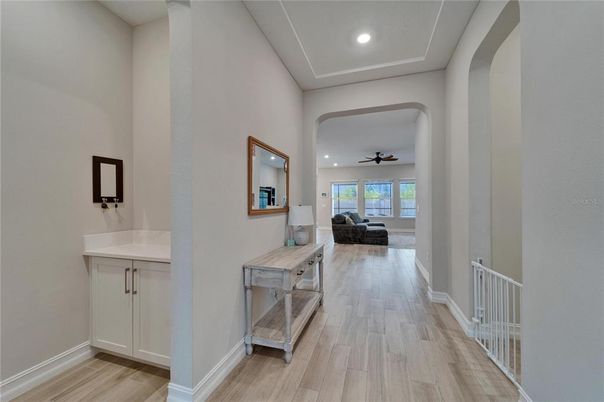 Interior, Recessed Lighting, Wood Texture Flooring