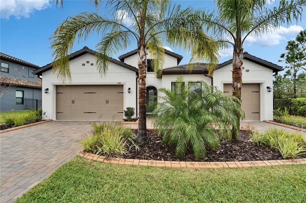 Attached, Exterior, Facade, Spanish Mediterranean