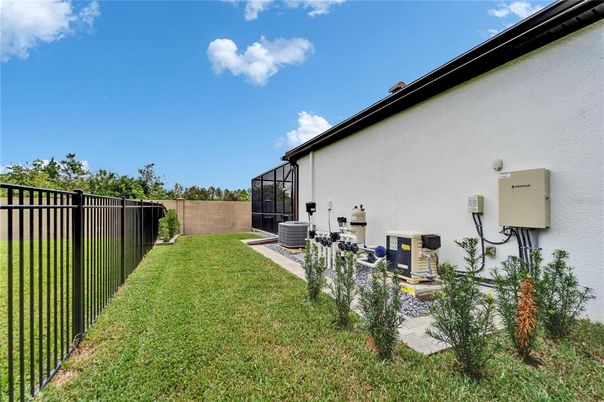 Backyard, Exterior
