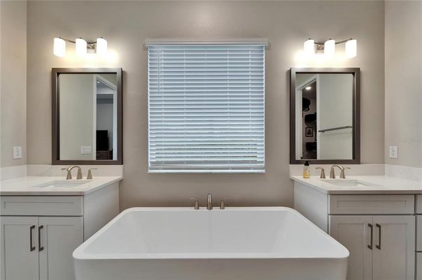 Bathroom, Dual Sink Vanities, Free Standing Baths, Interior