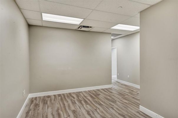 Empty room, Interior, Recessed Lighting, Wood Texture Flooring