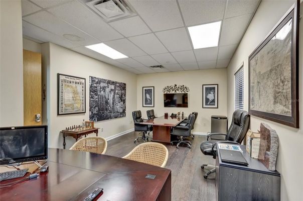 Home Office, Interior, Recessed Lighting, Wood Texture Flooring