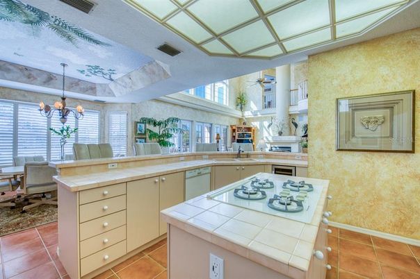 Dining room, Interior, Kitchen, Pendant Lights, Tile Countertops