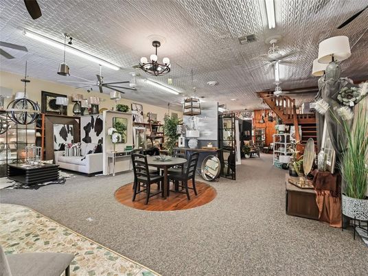 Chandelier, Dining room, Interior, Living room