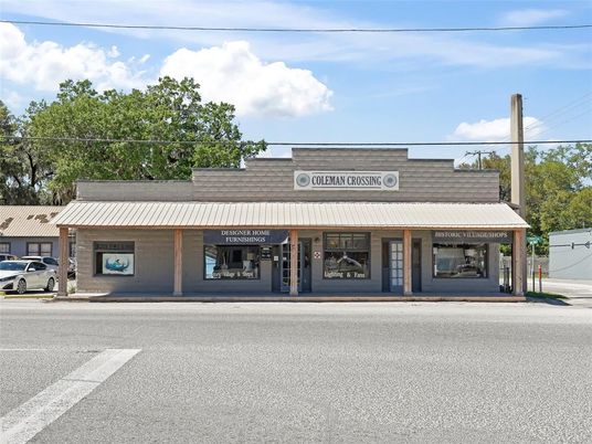 Exterior, Facade, None