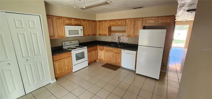 Interior, Kitchen
