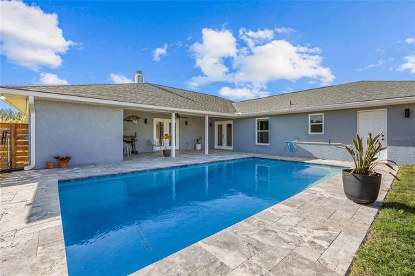 Exterior, Pool