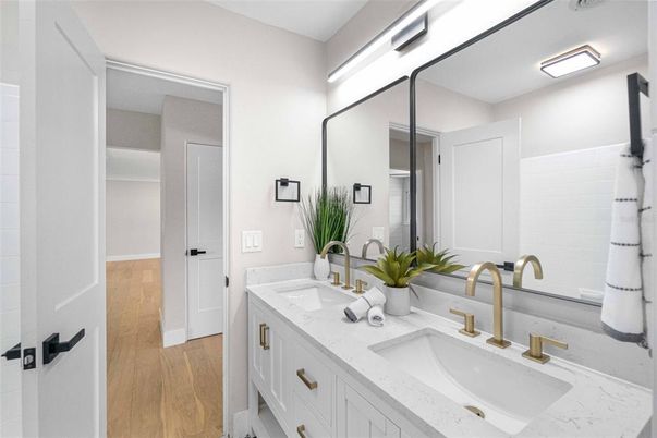 Bathroom, Dual Sink Vanities, Interior, Wood Texture Flooring