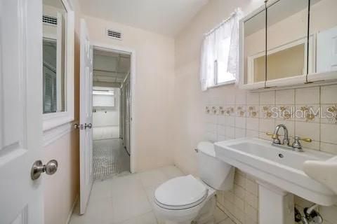 Bathroom, Interior