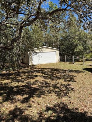 Backyard, Detached Garage, Exterior