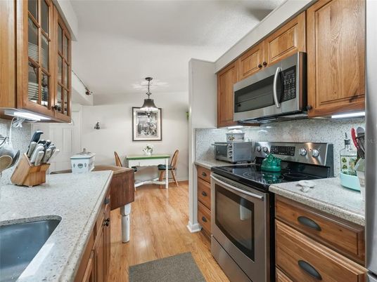 Dining room, Interior, Kitchen, Pendant Lights, Wood Texture Flooring