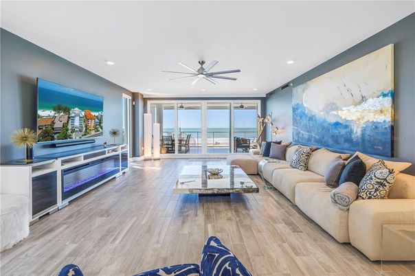 Interior, Living room, Recessed Lighting, Water, Wood Texture Flooring
