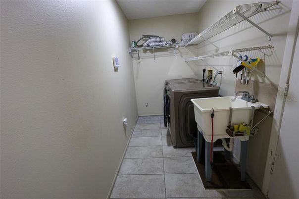 Interior, Washer