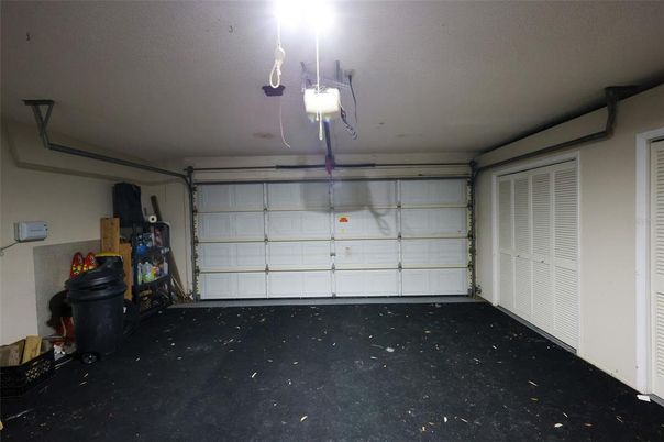 Garage, Interior