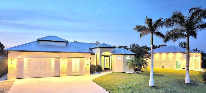 Attached, Backyard, Exterior, Facade, Ranch