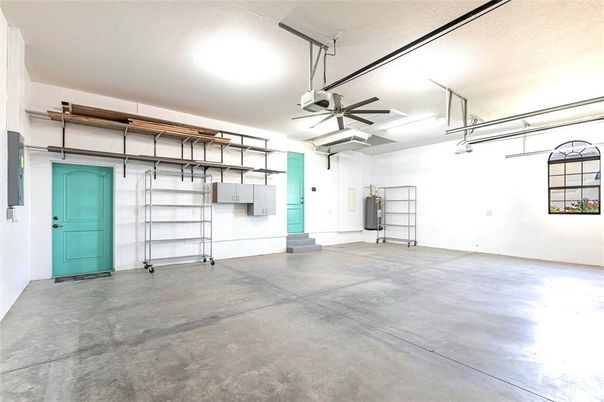 Garage, Interior