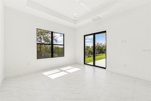 Empty room, Interior, Marble, Recessed Lighting