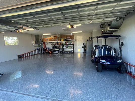 Garage, Interior