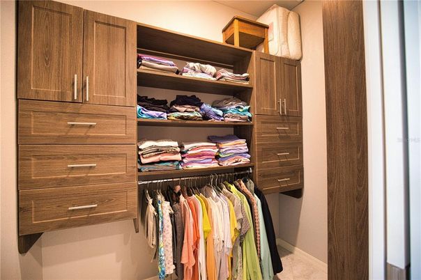 Interior, Walk-in Closets
