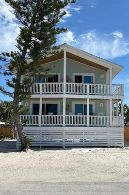 Exterior, Facade, Condo Building