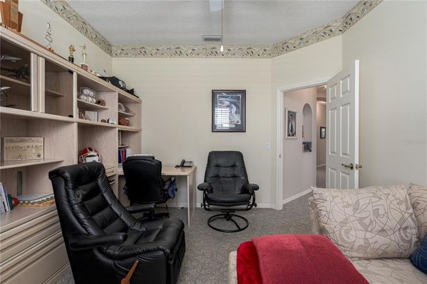 Home Office, Interior
