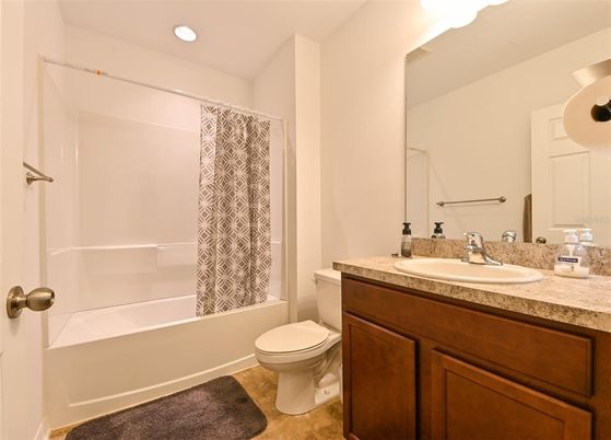 Bathroom, Interior, Recessed Lighting