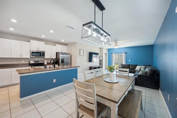 Dining room, Interior, Kitchen, Living room, Pendant Lights, Recessed Lighting, Stainless Steel Appliances