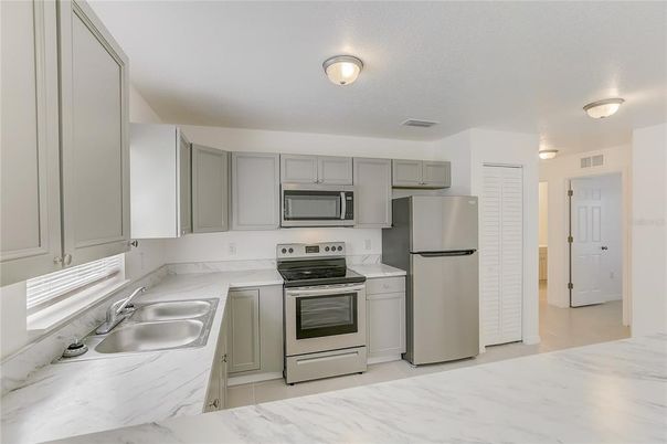 Interior, Kitchen, Stainless Steel Appliances