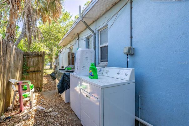Exterior, Washer