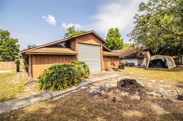 Backyard, Detached Garage, Exterior