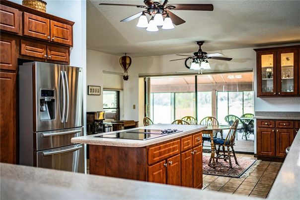 Dining room, Interior, Kitchen, Stainless Steel Appliances, Tile Countertops