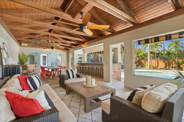 Dining room, Interior, Living room, Wooden Beams, Wooden Ceilings