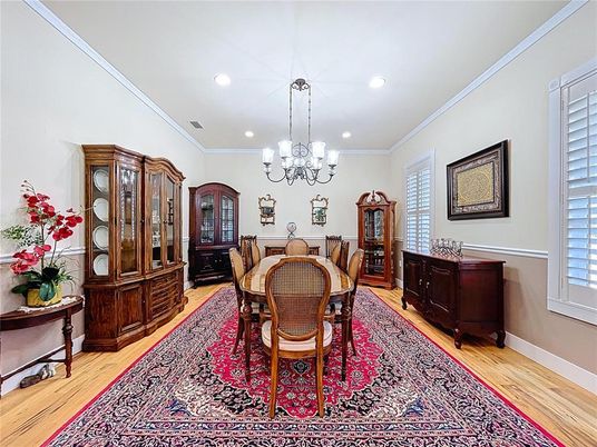 Chandelier, Dining room, Interior, Recessed Lighting, Wood Texture Flooring